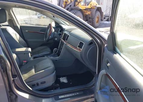 2010 Lincoln Mkz z USA, uszkodzony, nr VIN 3LNHL2JC2AR753492